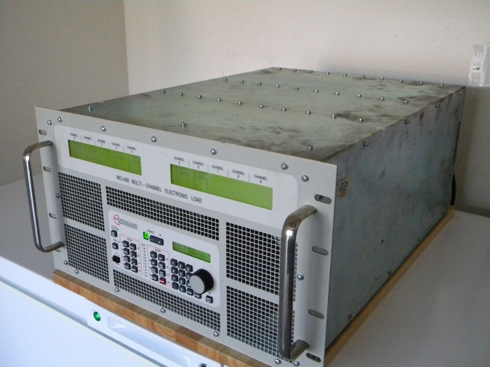 TDI Dynaload MCL488 DC Load mainframe w/7 of 100Vdc 60A 350W loads TDI Dynaload MCL488 DC Load mainframe w/7 of 100Vdc 60A 350W loads
